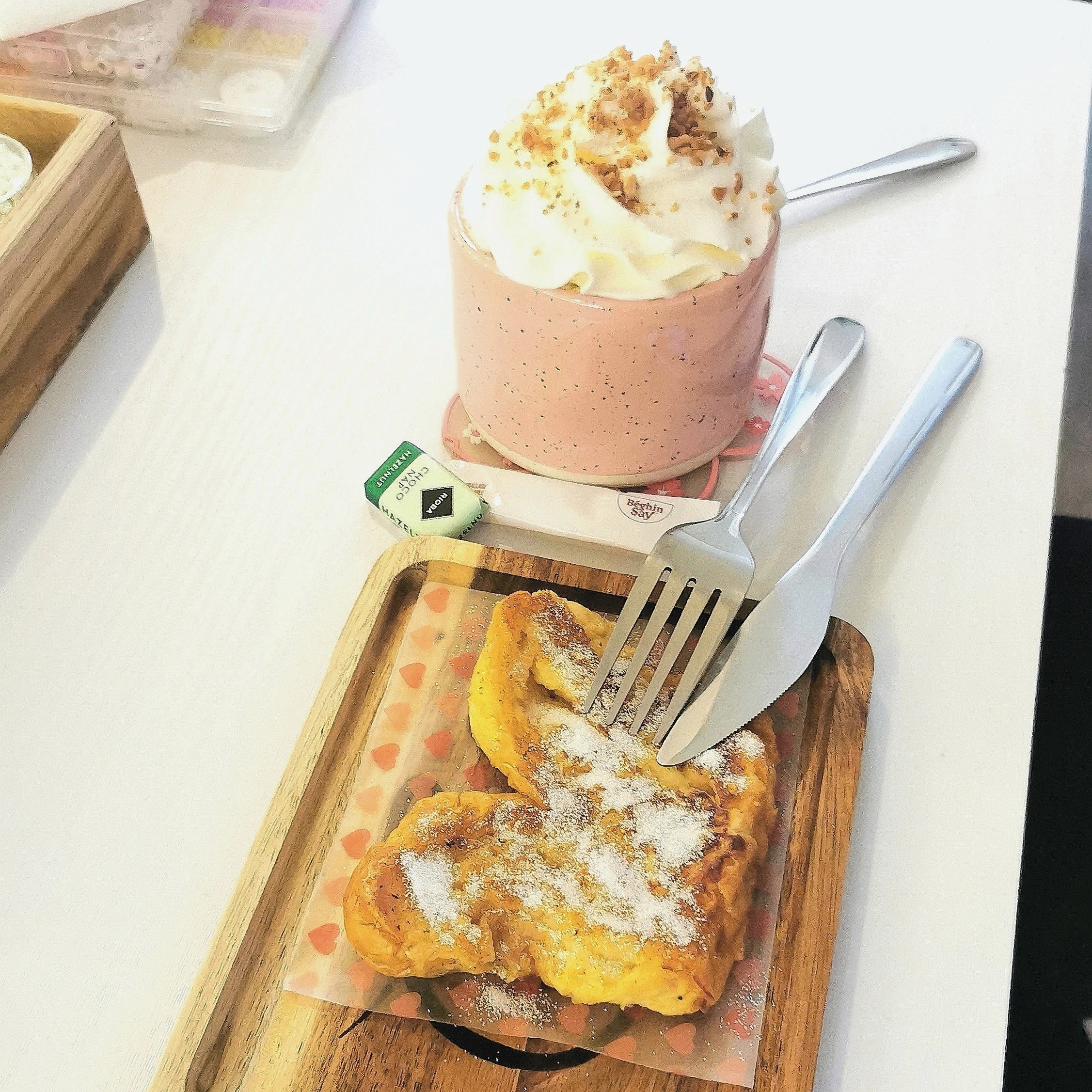 Chocolat viennois et brioche perdu faite maison pour un délicieux goûté chez Créa Cœur à Romorantin-Lanthenay 
